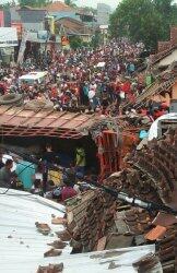 Kecelakaan Maut di Bumiayu Brebes Saat Warga Ngabuburit, Bangkai Motor Menumpuk