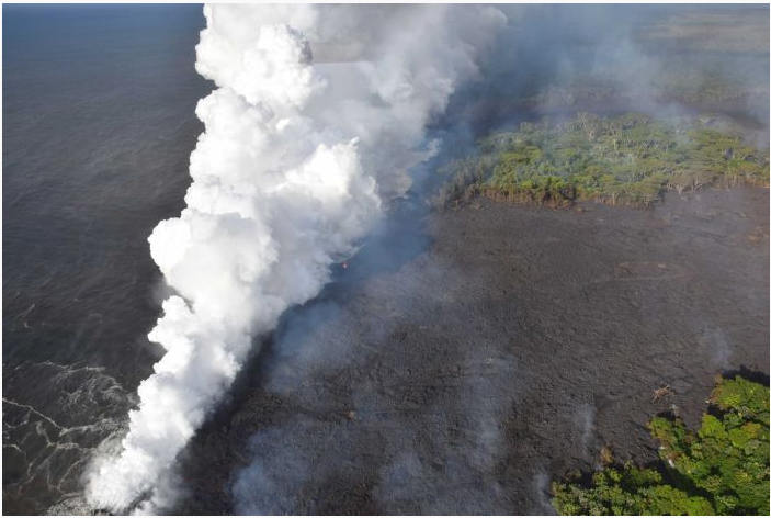 Mengerikannya kekuatan Alam, Lava Gunung di Hawaii sudah mencapai Laut