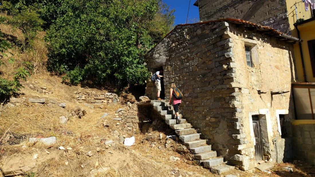 WOW!!! Rumah di Italia Ini Dijual Hanya Senilai Rp 16 Ribu