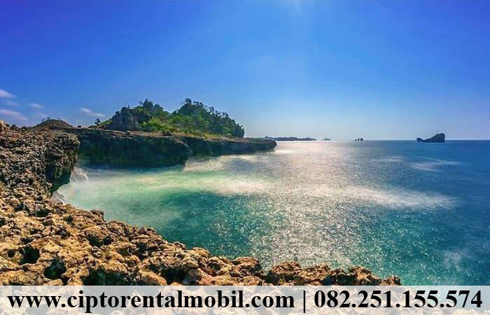 Pantai Watu Lepek