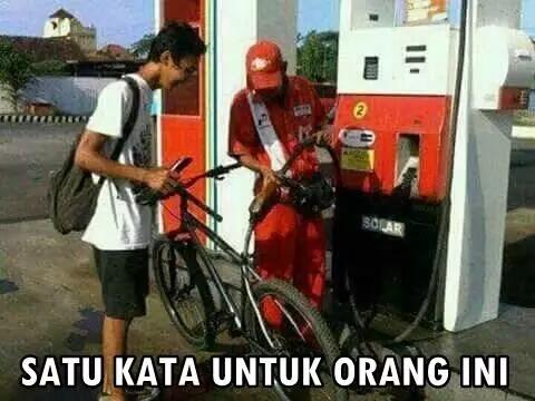 Coba Deh Tulis 1 Kata yang Pas Buat 9 Meme Kocak ini, Bikin Ngakak Deh