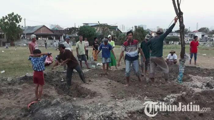 Menjelang 7 Hari, Lubang Kubur Pelaku Bom Bunuh Diri Heboh Warga !