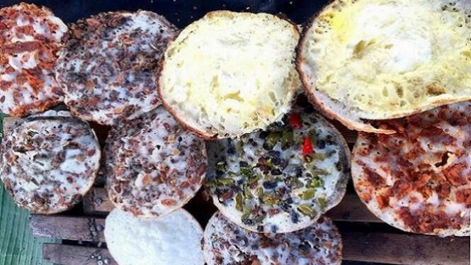 10 Oleh-oleh Khas Cirebon Yang Cocok Dijadikan Buah Tangan Saat Lebaran