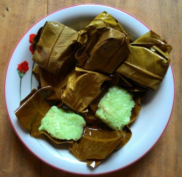 10 Oleh-oleh Khas Cirebon Yang Cocok Dijadikan Buah Tangan Saat Lebaran