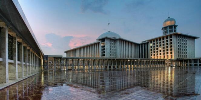 Tak Kalah Asyik, Ini 7 Tempat Ngabuburit di Jakarta Selain Mal