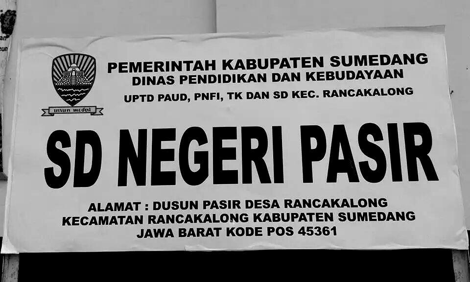 7 Papan Nama Sekolah yang Pasti Bikin Kamu Ngakak