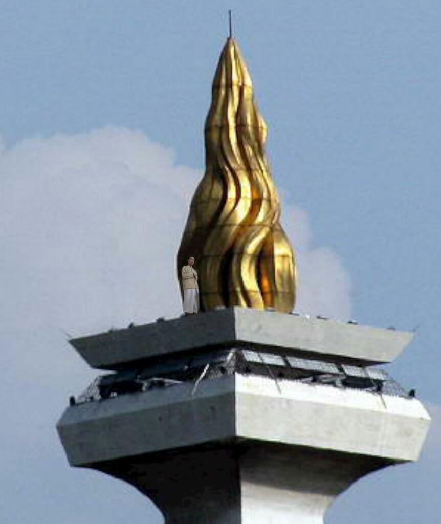 Tarawih Akbar, Euforia 212 dan 'Pukulan' Untuk Anies-Sandi 