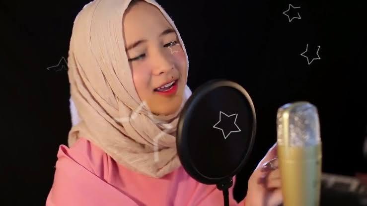 Kisah Inspirasi Dari Annisa syaban, Penyanyi Religi Masa Kini