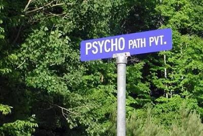 14 Nama Jalan ini Nyeleneh Abis, Bikin Geleng-Geleng Kepala Ngeliatnya