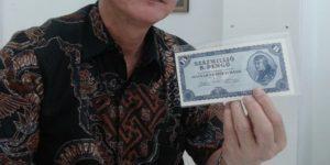 5 Uang Palin Unik Di Dunia.Ada Yang Beratnya 1 Ton!!!