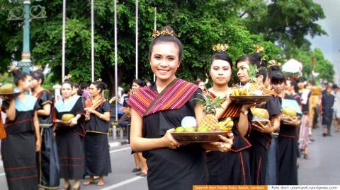 7 Gadis Daerah Ini Terkenal Mahal Dinikahi !!berani Melamarnya.