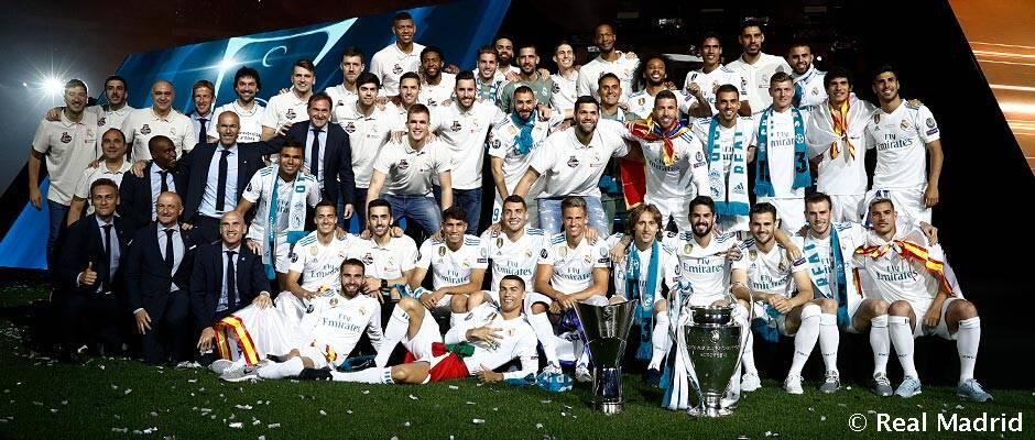 Historis : Piala Eropa di sepakbola dan bola basket dimusim kompetisi yang sama.