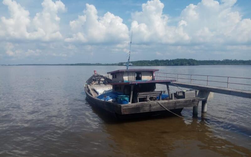 Kapal Pembawa Pasir Rupat Diduga Ilegal Membangkang, Aparat Pun Tak Dipandang