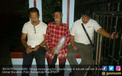 2 Jin Ditangkap, Dimasukkan Botol, Dibuang ke Sungai