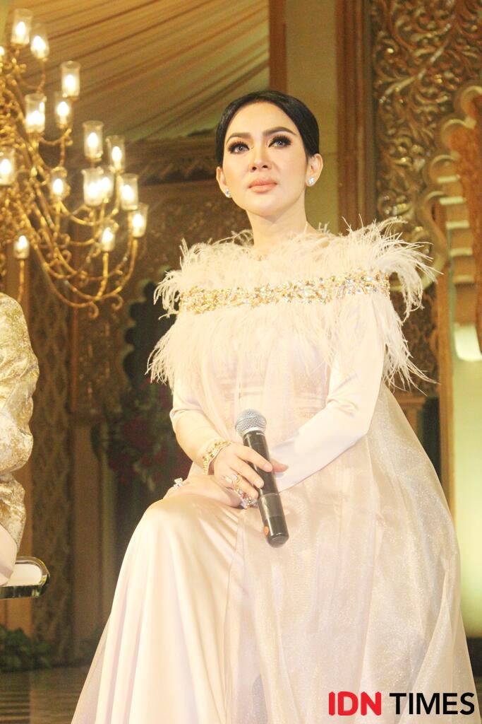 Punya Wajah Mulus, Syahrini Mengaku Tidak Pernah Perawatan Lho!