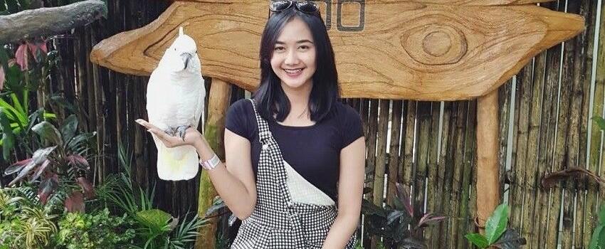 10 Style Kece Liburan Outdoor ala Yukiko Ayu, Selebgram Asli Surabaya