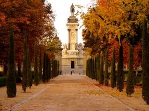 BEREKREASI KE EL PARQUE DE RETIRO MADRID