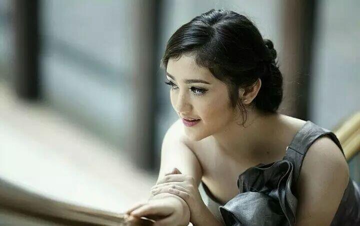 Baru 18 Tahun, 5 Artis Ini Sering Kebagian Jatah Peran Dewasa, No 4 Jadi Ibu 2 Anak!