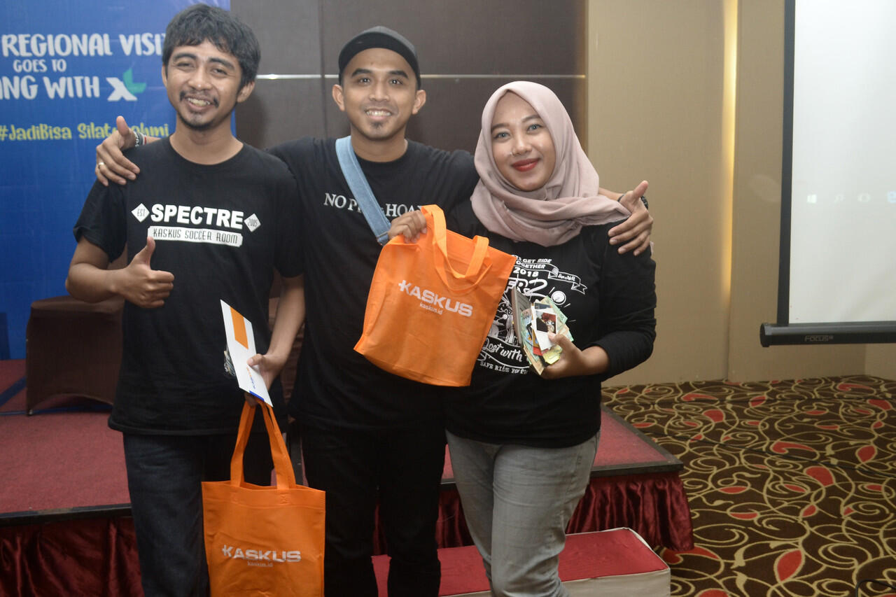 &#91;FR&#93; KESERUAN BUKBER &quot;KASKUSER#JadiBisaSilahturahmi&quot; with XL