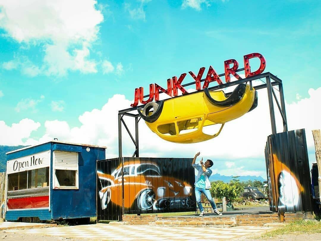 Liburan Bertema Otomotif yang Minim Budget Tapi Instagrammable di Junkyard Auto Park