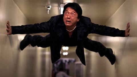 Aktor Favorit.6 Hal Yang Selalu Ada Di Film Jackie Chan