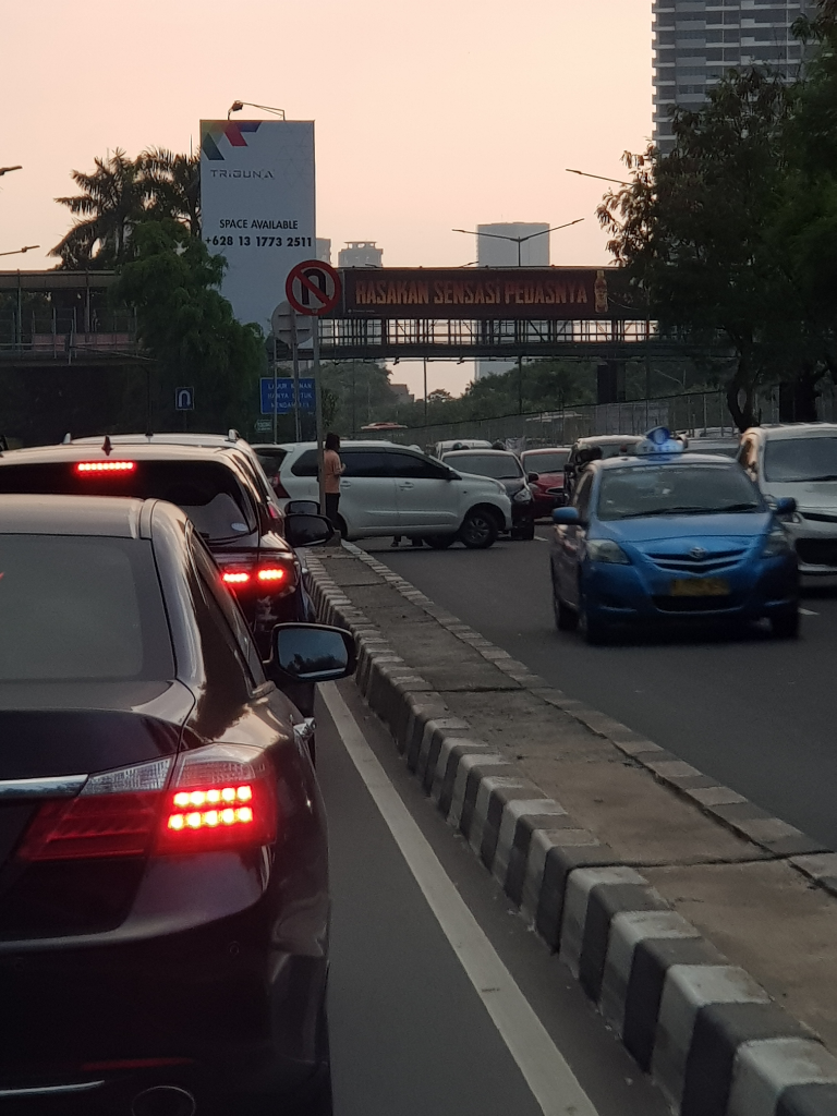 Orang2 Dengan Sim Tembak