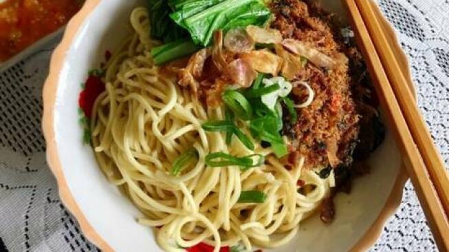 7 Kuliner Mi Khas Nusantara Paling Enak yang Wajib Kamu Coba