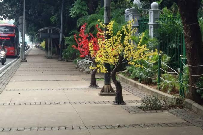 Balasan Dari Setujukah Kamu Bila Pohon Imitasi Menghiasi Trotoar Jalan Kaskus