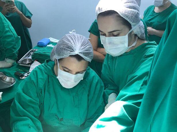 Lahir Tanpa Alat Vital, Wanita ini Jalani Operasi Pakai Kulit Ikan gan !!! OMG