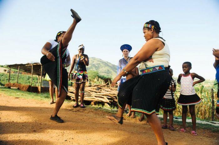 5 Tradisi Aneh Pernikahan di Afrika , no 1 bikin kita jadi ilfeel dah ah ,cekidot !