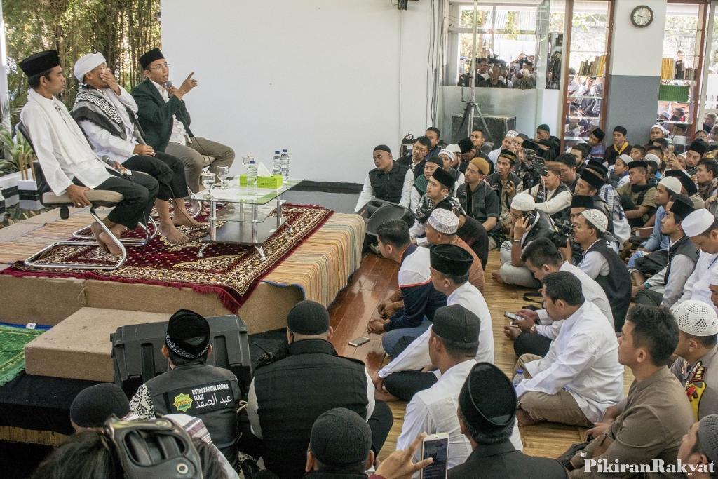 Mengapa Orang Menyukai Ceramah Ustaz Abdul Somad?
