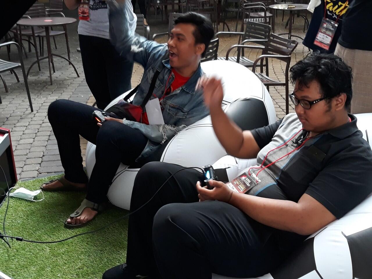&#91;FR&#93; Keseruan Babak Kualifikasi PES 2018 “I Got Game” Tangerang