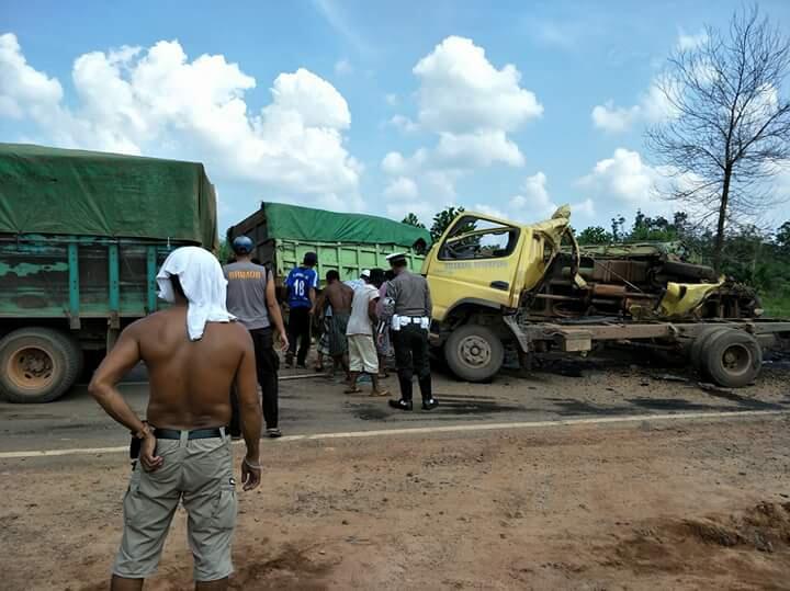 Kecelakaan lalu lintas beruntun
