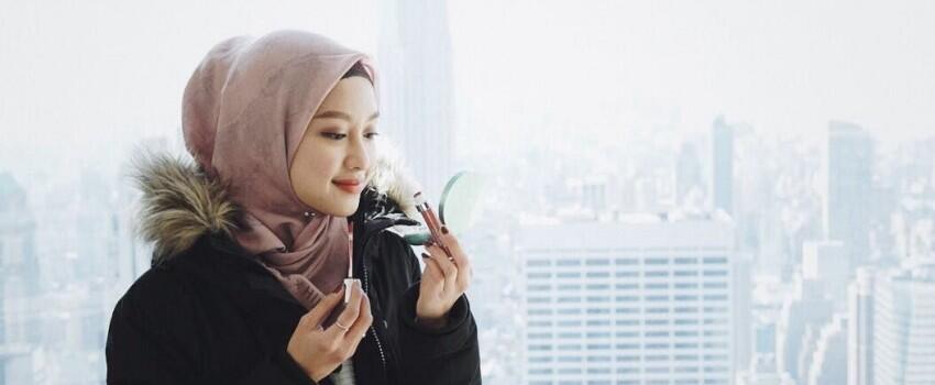 10 Fakta Gita Savitri, Influencer Hijaber yang Sedang Viral