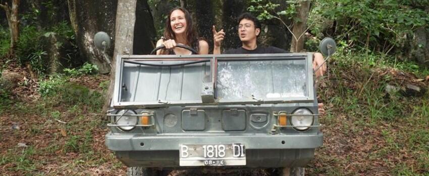 9 Potret Terbaru Nadine & Dimas Anggara, Pre Wedding Nih?