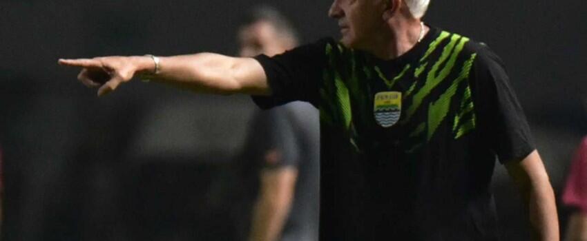 Kalah 1-0 Dari Bhayangkara FC, Pelatih Persib: Ini Salah Saya