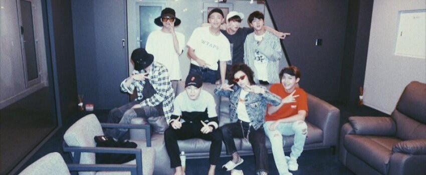 Semakin Berjaya, 13 Selebriti Hollywood Ini Bahkan 'Ngefans' BTS!
