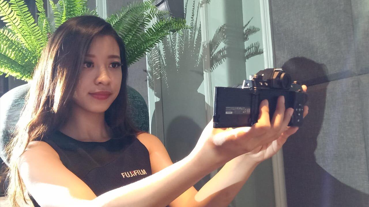 3 Hal Keren yang Bisa Kamu Dapat Dari Mirrorless Fujifilm XT-100