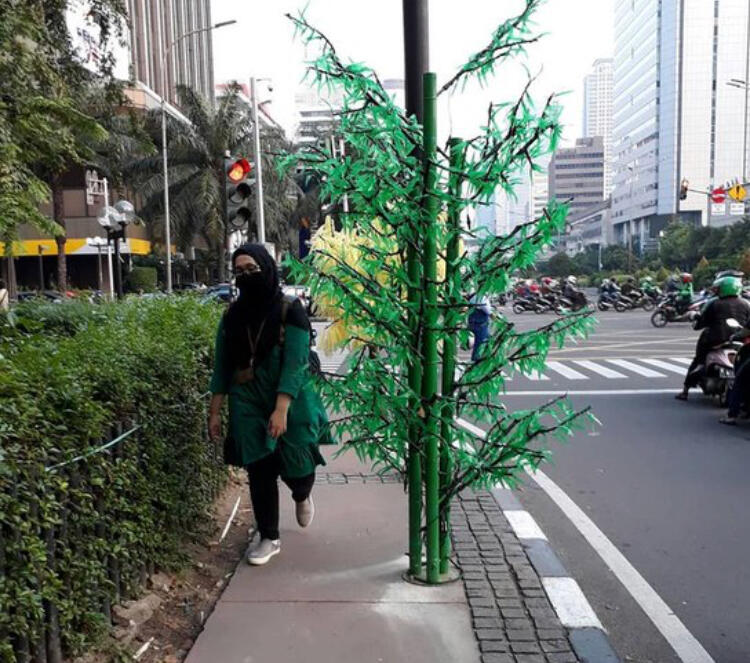 Anggaran Pohon Palsu Pakai Dana APBD 2017