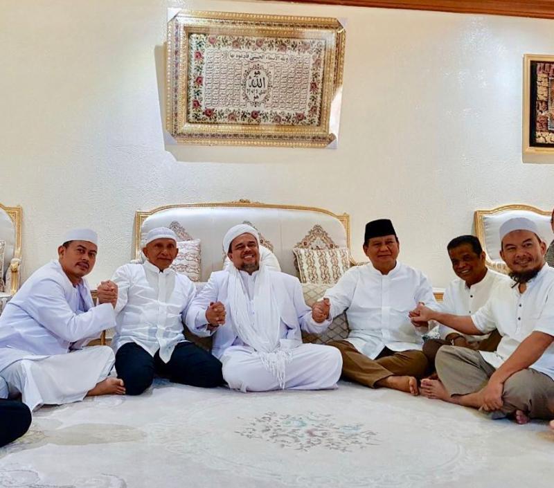 Ini Hasil Pertemuan Prabowo, A.Rais & Habib Riziq (Deklarasi 17 Ramadhan di Mekah?)