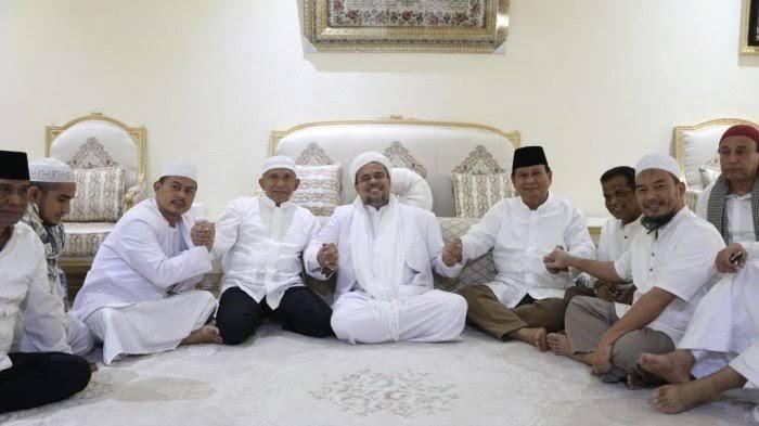 Mesranya Hubungan Amien Rais, Prabowo Dan Habib Rizieq Di Makkah