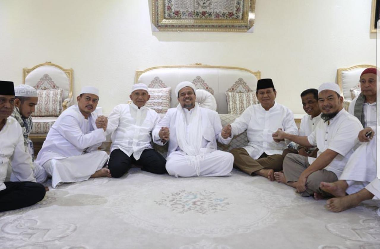 PA 212: Prabowo-Amien Kunjungi Rizieq, Saudara Muslim yang Dizalimi dan Dikucilkan