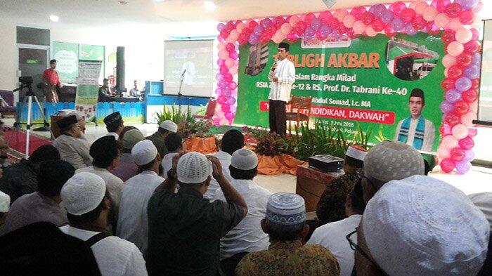 Usai Ceramah Tiba-tiba Tubuh Ustadz Somad Mengigil&Susah Berjalan, Begini Kisahnya