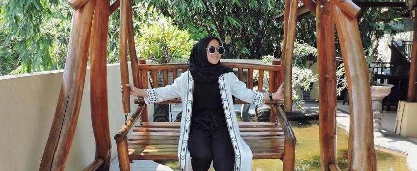 10 Mix and Match ala Nissa Sabyan Ini Bikin Gayamu Jadi Trendi
