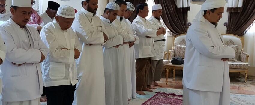 Amien Rais dan Prabowo Temui Rizieq Shihab di Mekkah, Bahas Apa Ya?