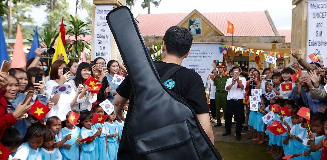 7 Selebriti Korea Berikut Punya Feed Instagram yang Menarik