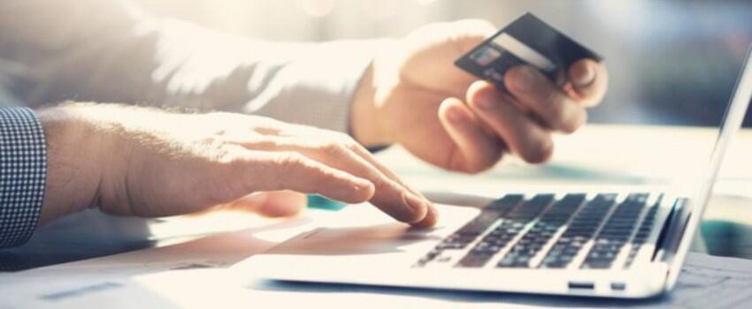 Flash Sale: Permainan Psikologis yang Mampu Membuatmu Jadi Konsumtif