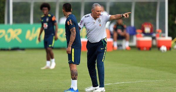 Pelatih Timnas Brasil 'Frustrasi' Atas Kolaborasi MasterCard-Neymar