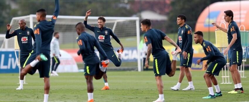 Pelatih Timnas Brasil 'Frustrasi' Atas Kolaborasi MasterCard-Neymar