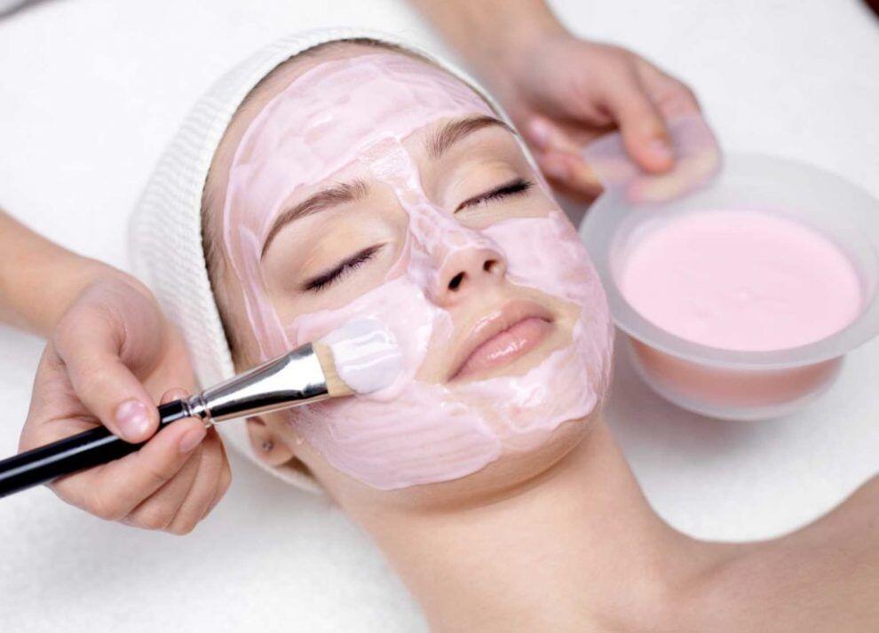 Wajib Coba, 5 Masker DIY Berbahan Minyak Zaitun untuk Kulit Kering